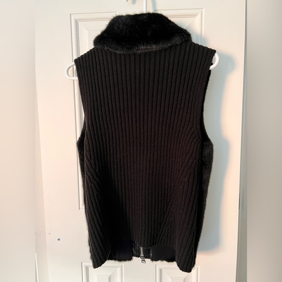 ARMANI EXCHANGE. faux fur vest - Picture 2 of 3